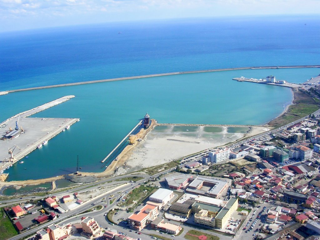 Crotone "panorama porto nuovo"