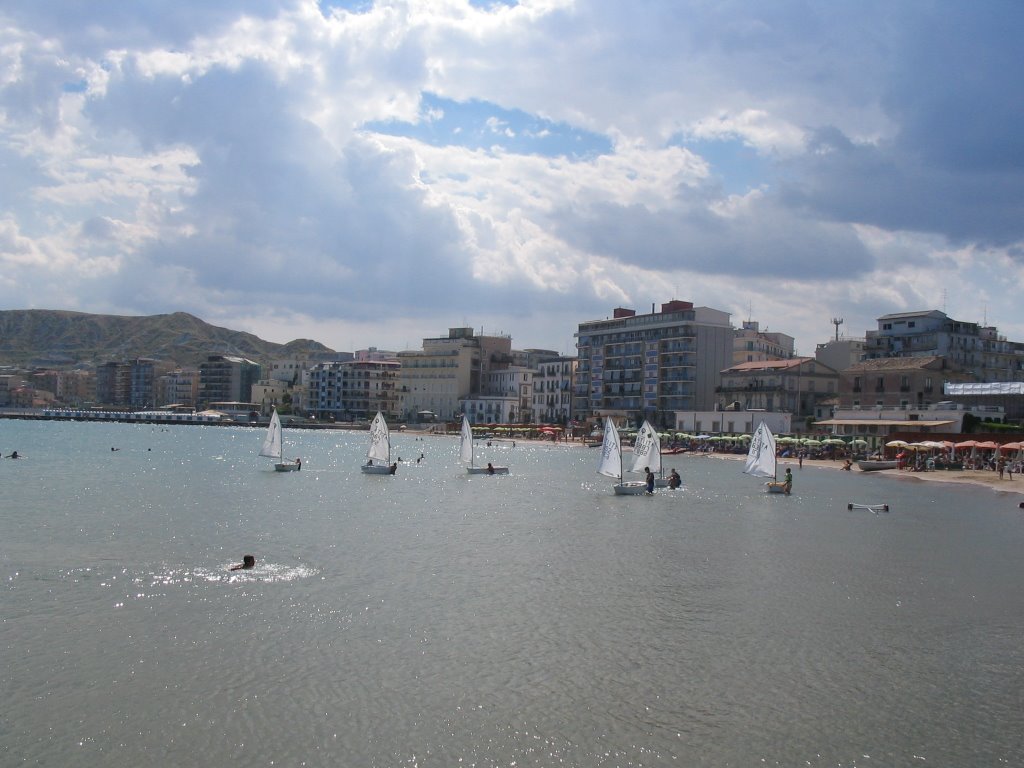 Vista lungomare dalla lega navale