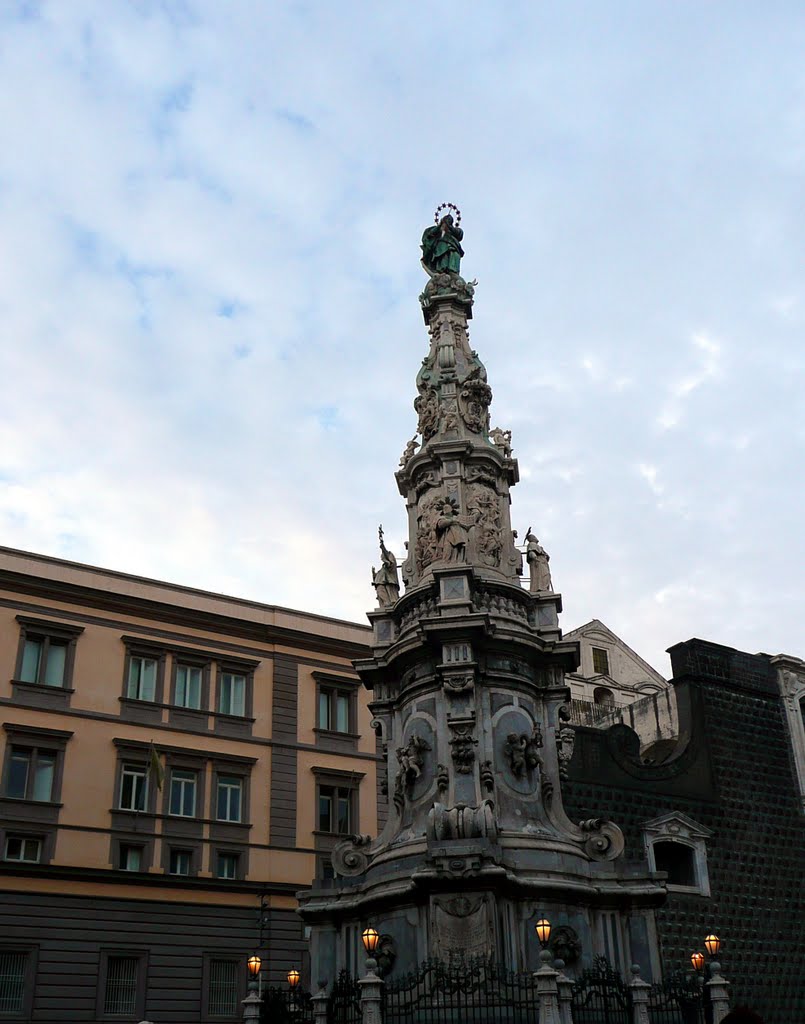 guglia dellImmacolata a Piazza del Gesu nuovo