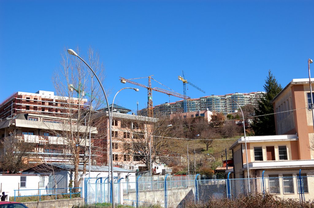 lungo via del Gallitello