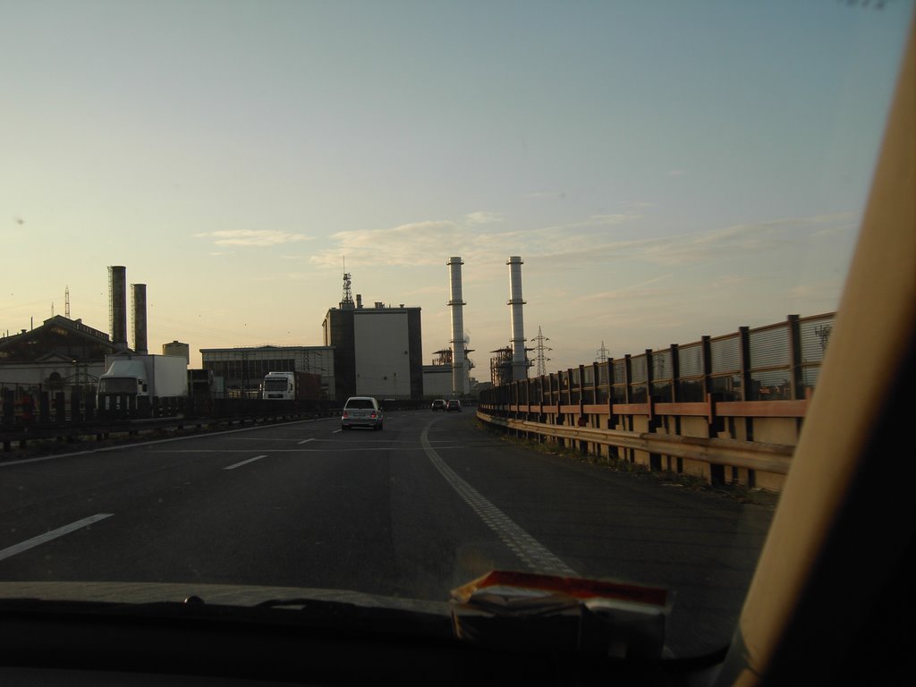 Piacenza - Centrale Termoelettrica dallAutostrada