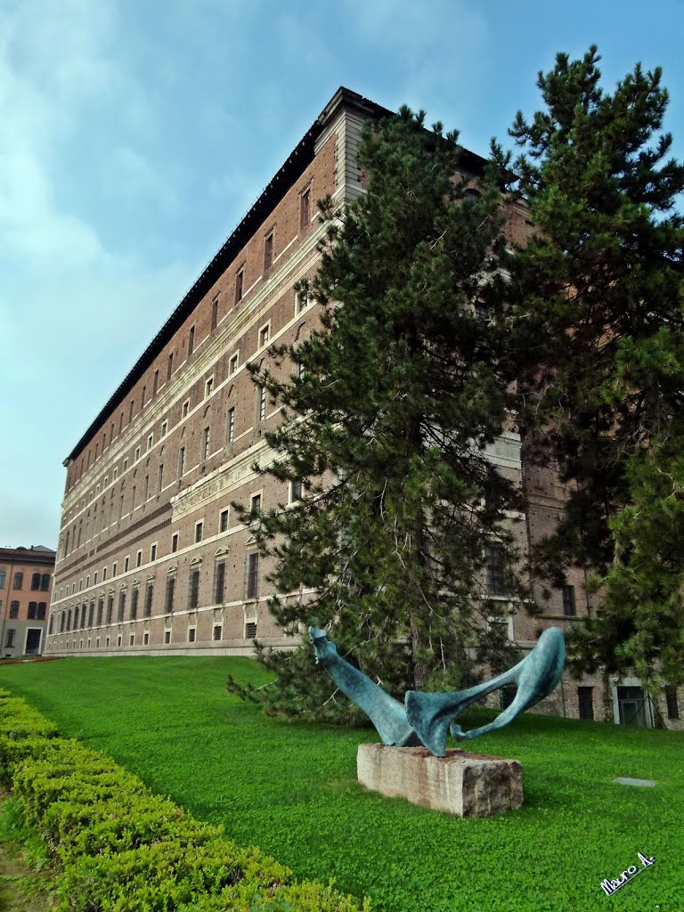 Palazzo Farnese..........e cavallo di Giorgio Groppi