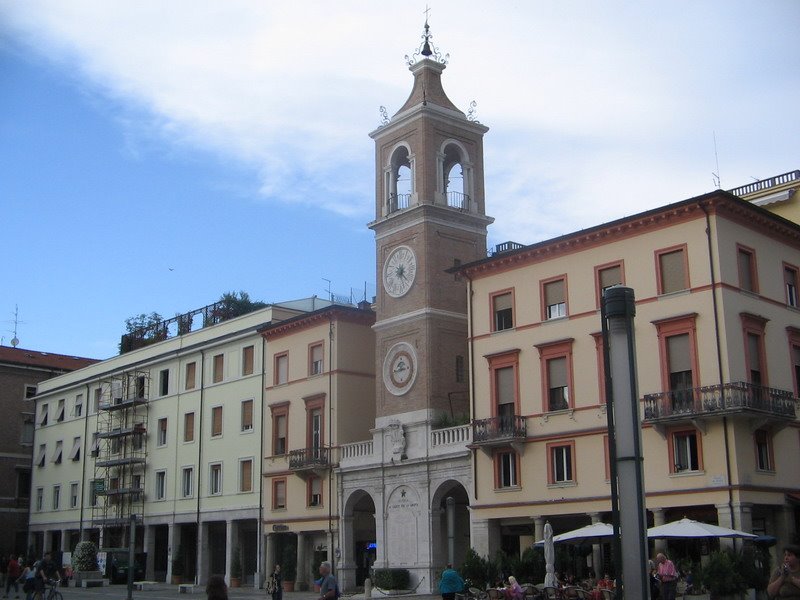 Piazza Tre Martiri - Torre dellorologio