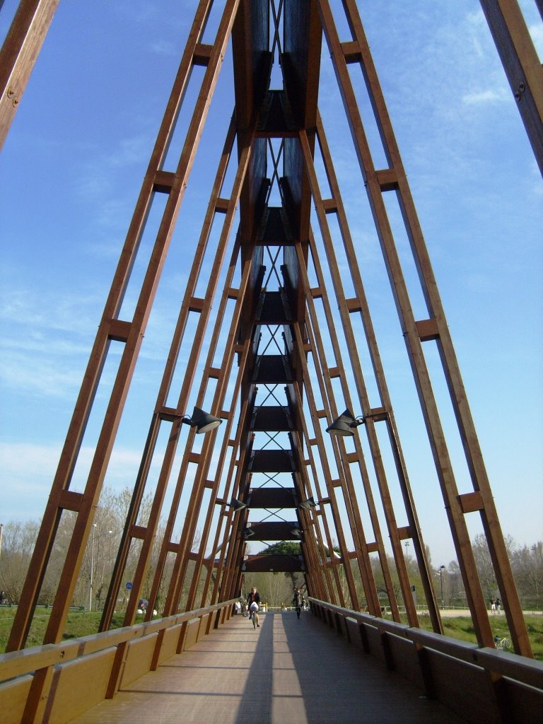 Rimini: Ponte degli Scout on River Marecchia