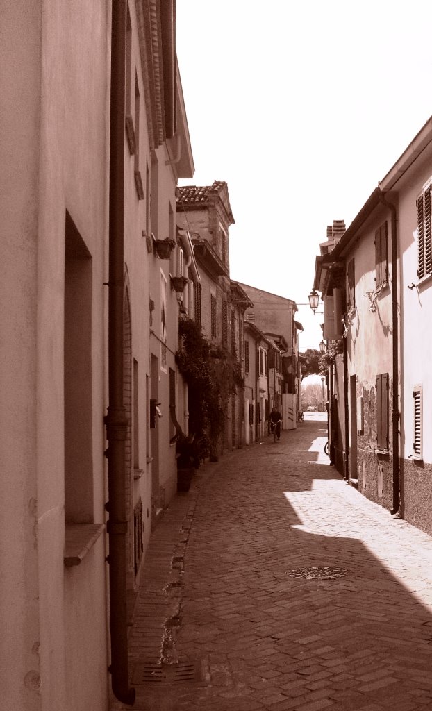 Rimini: Via Marecchia (Borgo San Giuliano)