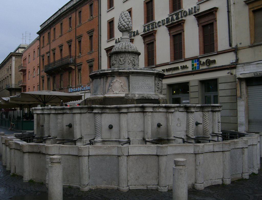 Rimini - La Fontana della Pigna