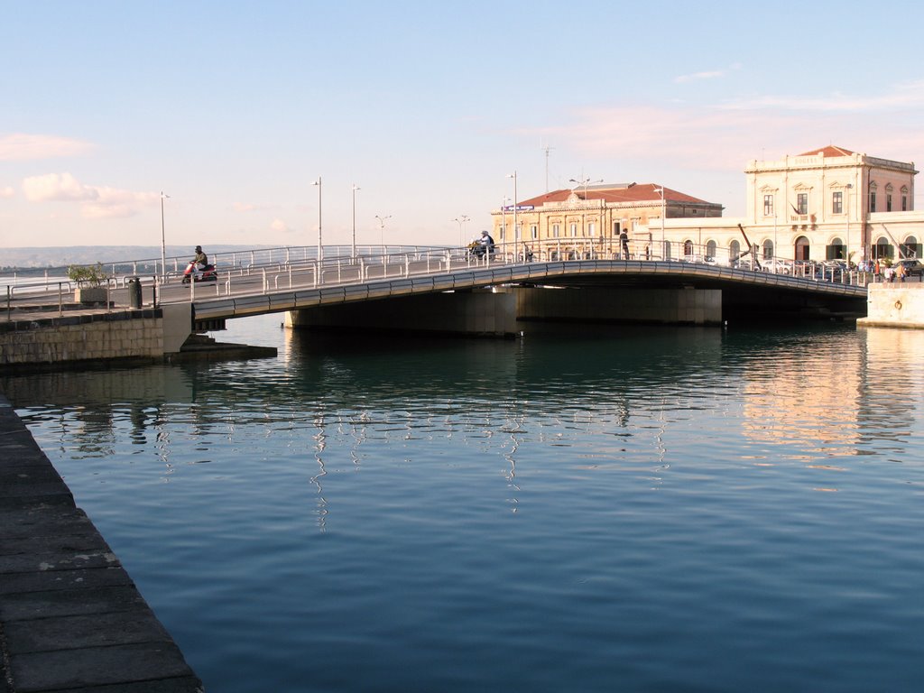 Ponte nuovo - Siracusa -*