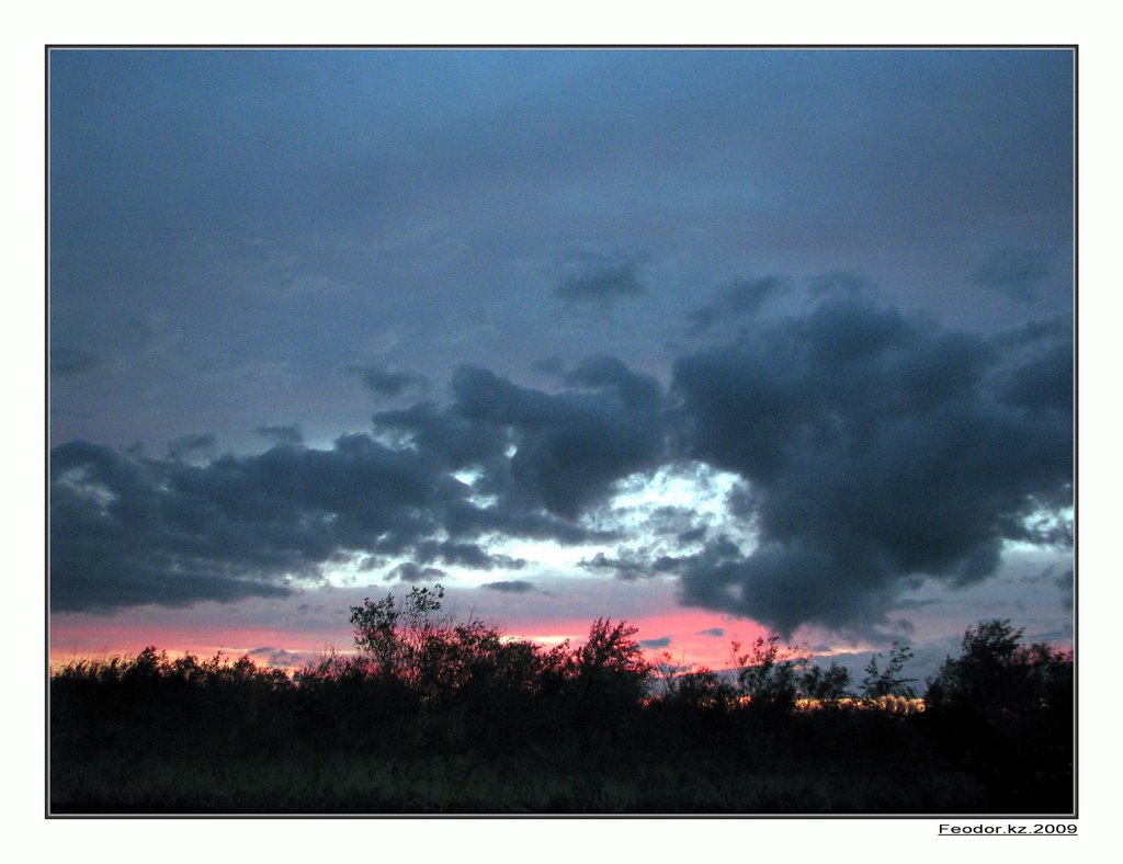 Закат на реке Или