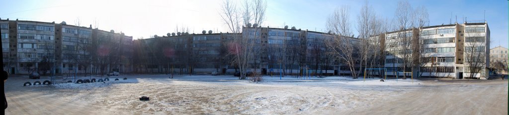 Двор домов 28а, 28б, 28в. 3 м-н, г. Капчагай.
