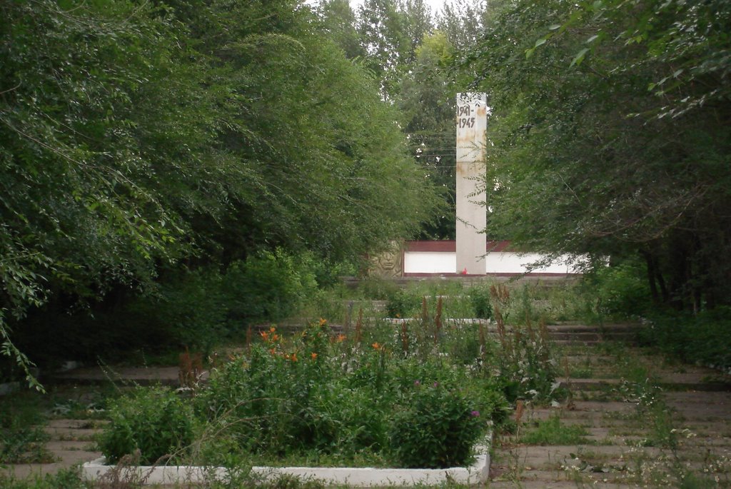 Обелиск погибшим в ВОВ