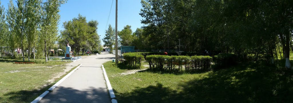 2008/08/22_на Аллее памяти ЦПКиО Курчума