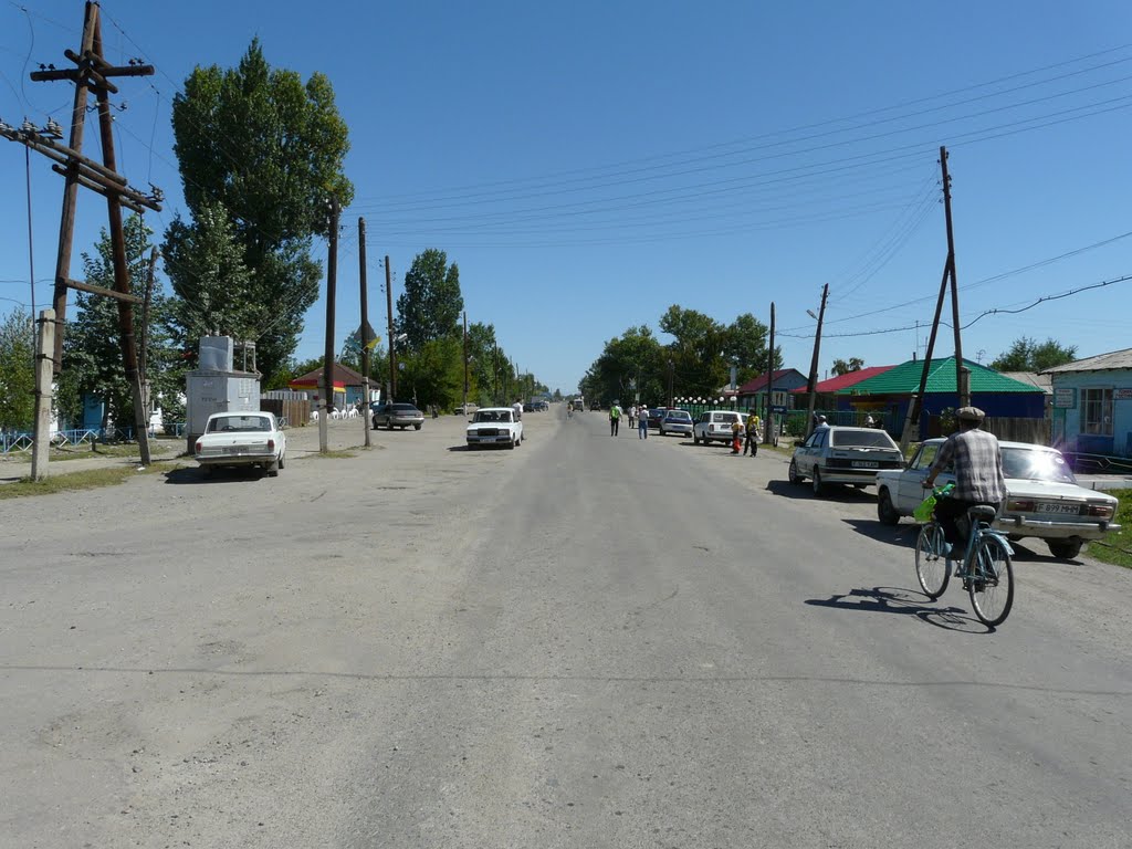 2008/08/22_на центральной улице Курчума