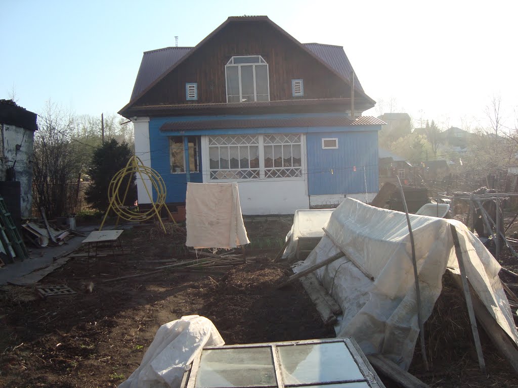 Риддер,Казахстан,ул.Хариузовская 66(после зимы)