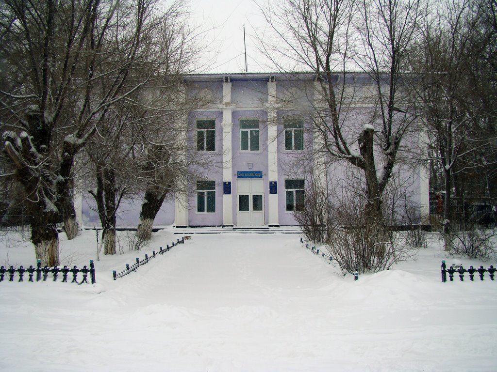 Первый (старый) корпус школы Гоголя