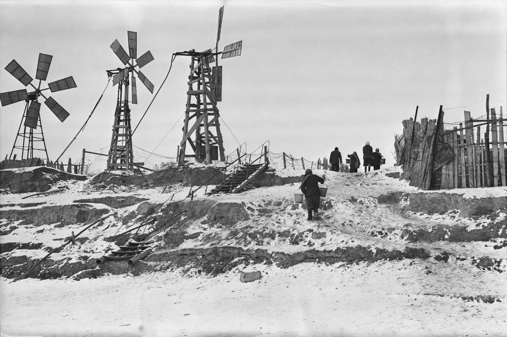 Носили домой воду в вёдрах и в 1954 году