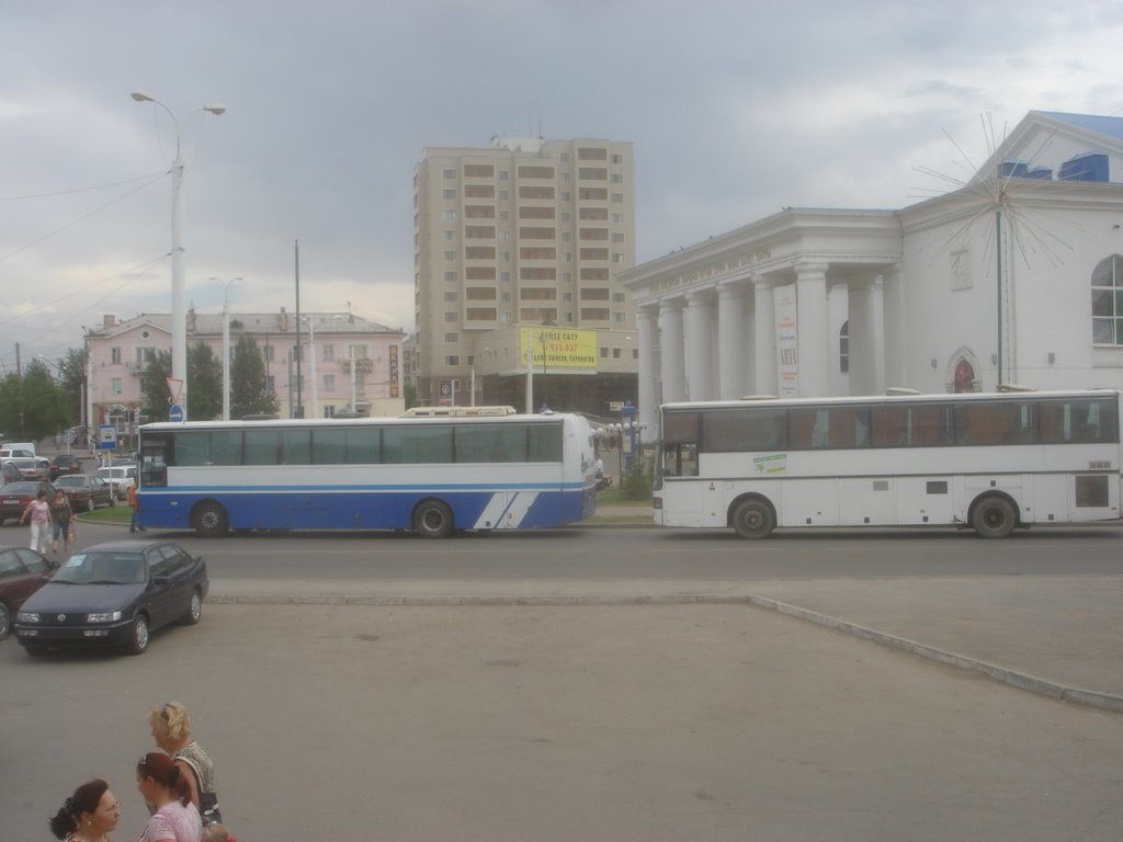 Театр Оперы и балета им.К.Байсеитовой