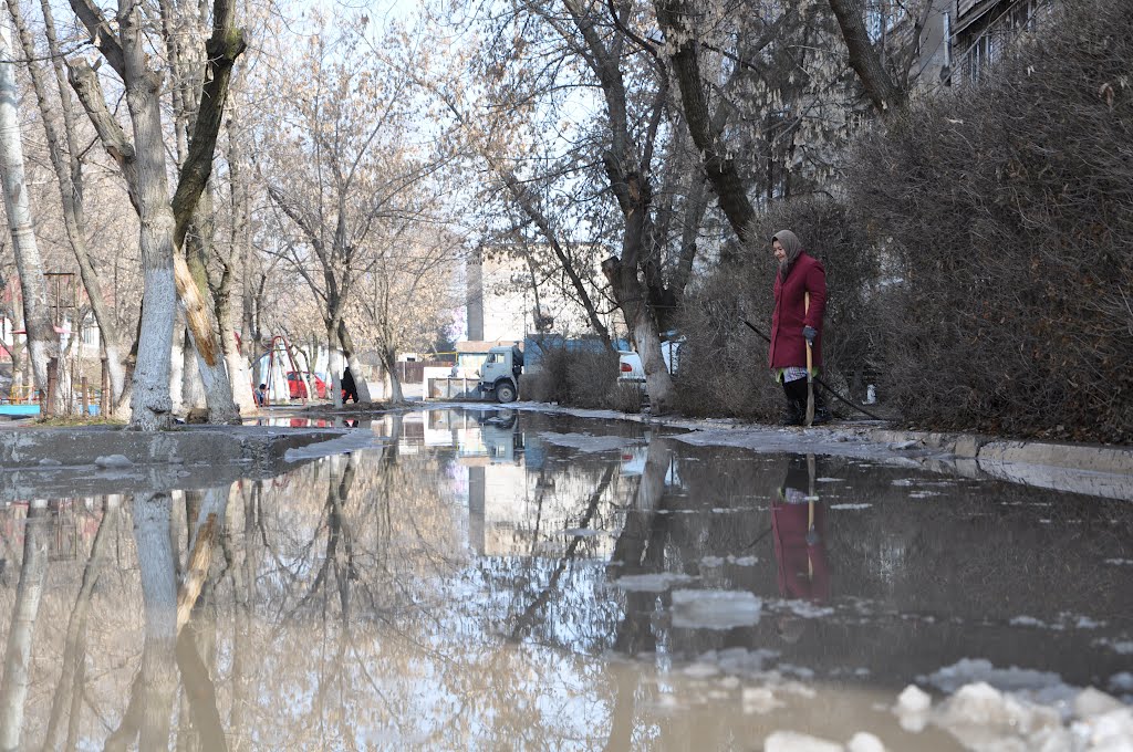 Весна в 17мрне.