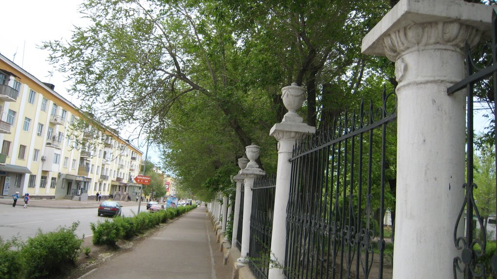 Решетка городского парка