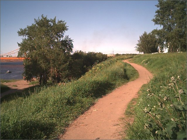 Тропинка