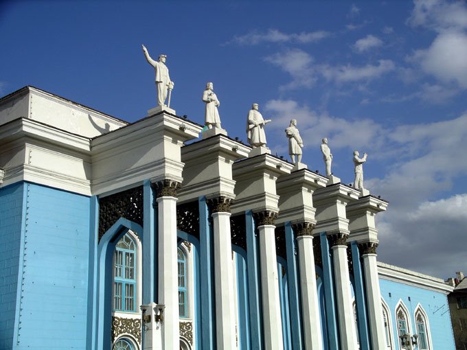дворец культуры горняков aka Miners Palace of Culture