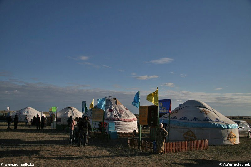 Place for horse-racing near Atasu