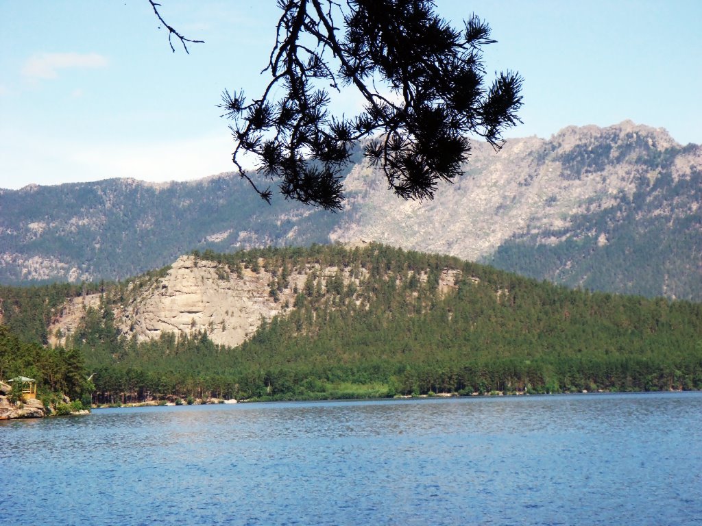 Казахстан, Боровое, вид на гору Окжетпес и  Бастион (Kazakhstan, Borovoye, a view of the mountain Okzhetpes and Bastion)