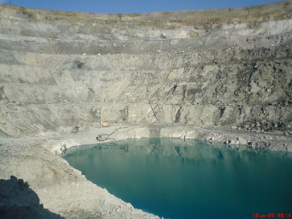 Житикаринский асбестовый карьер южный борт