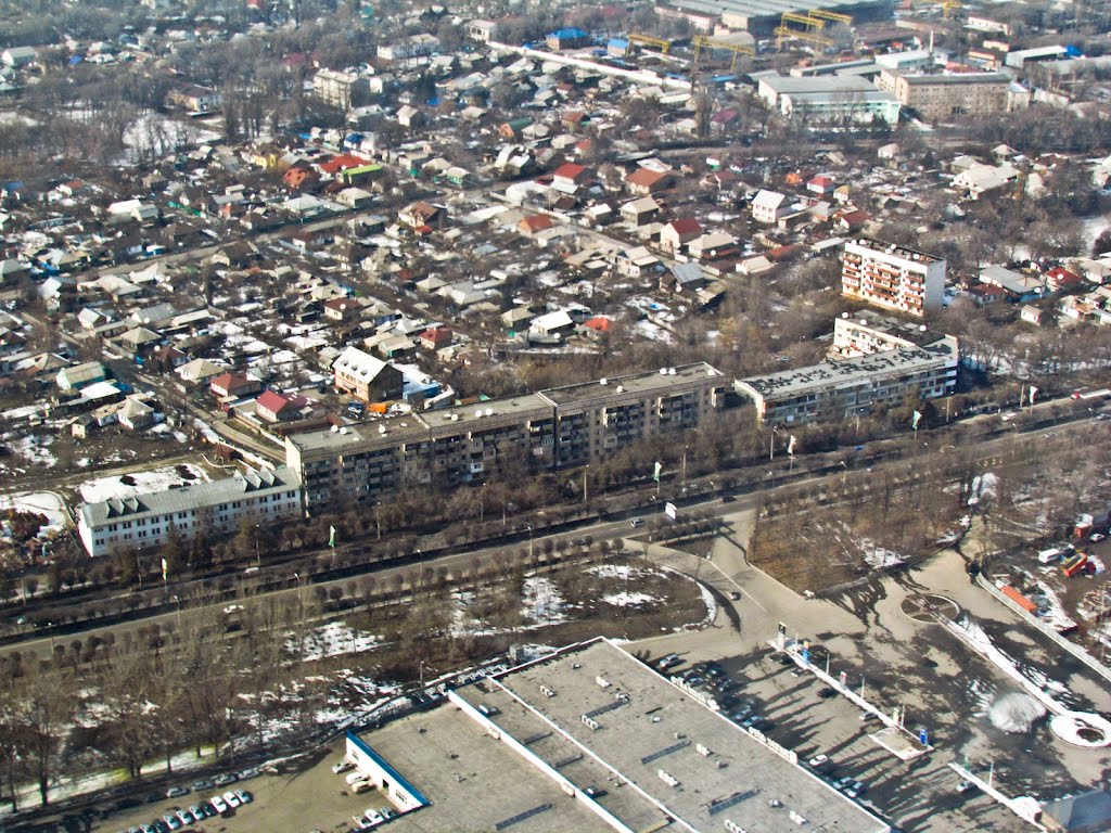 Almaty, Turksib district, st. Mailin, photo from the plane / г. Алматы, Турксибский район, ул. Майлина, фото с самолёта