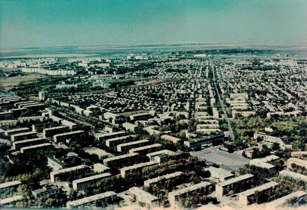 Архив. Панорама с высоты "птичьего полёта" 198х годы.