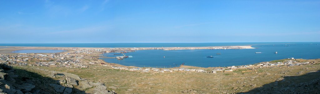 View of the Bautino bay