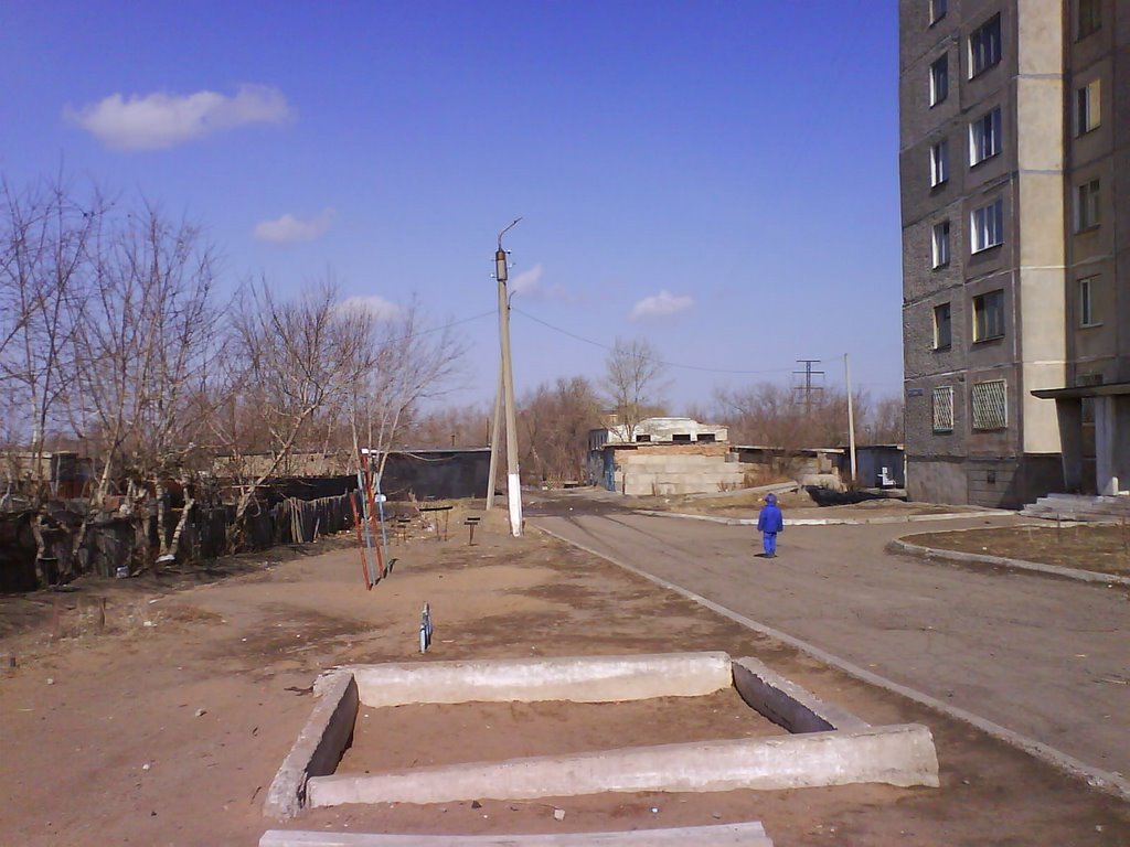 пр.Мира 122/3 (двор).