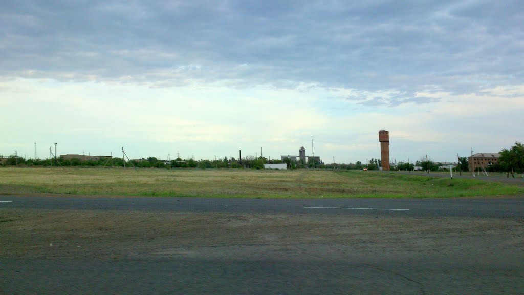 башня