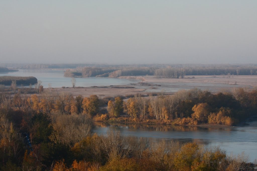 Irtysh river in autumn (view from the top of the Pavlodar Hotel)