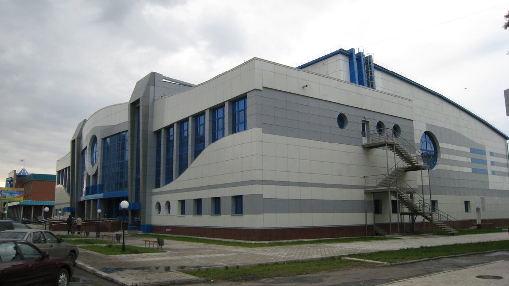 Университетский бассейн