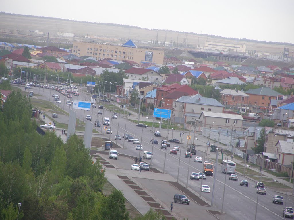 Восточное окончание проспекта Мамыш-улы / View of the east - Prospect Mamysh-uly