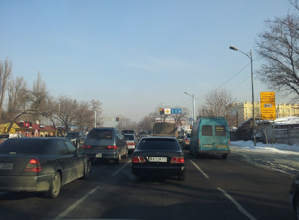 Сложный перекрёсток в Калкамане