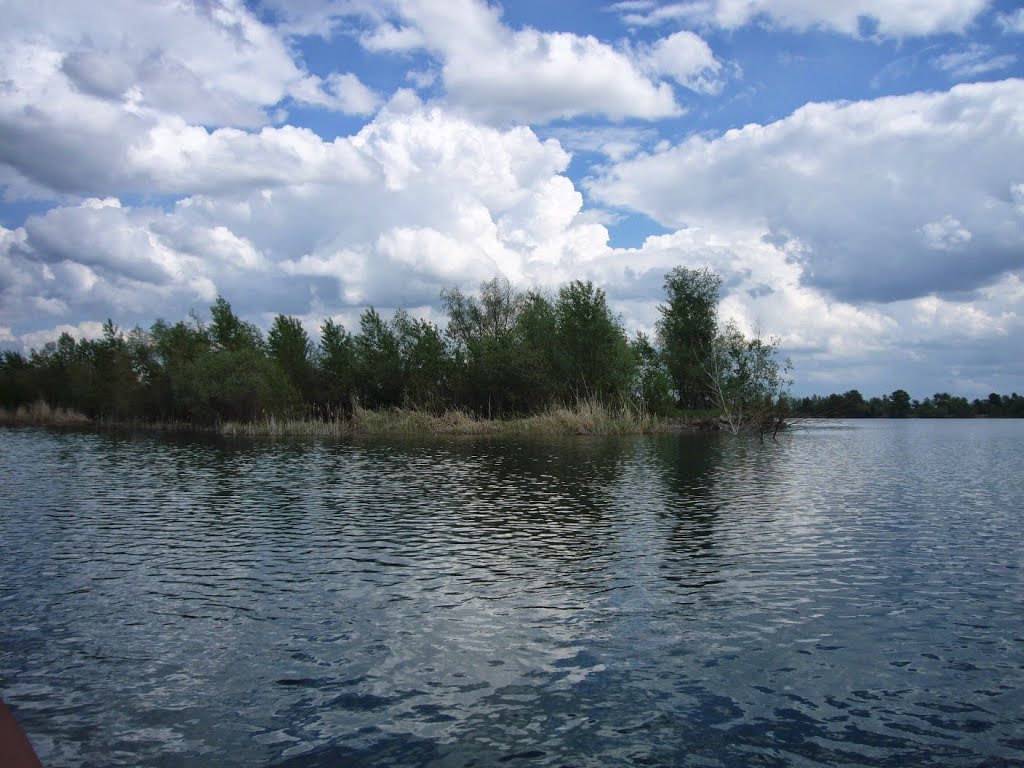 г. Усть-Каменогорск, котлованы, май 2010