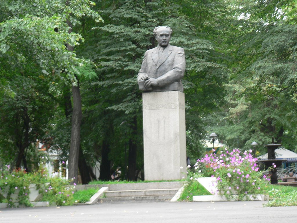 Mukhtar Auezov