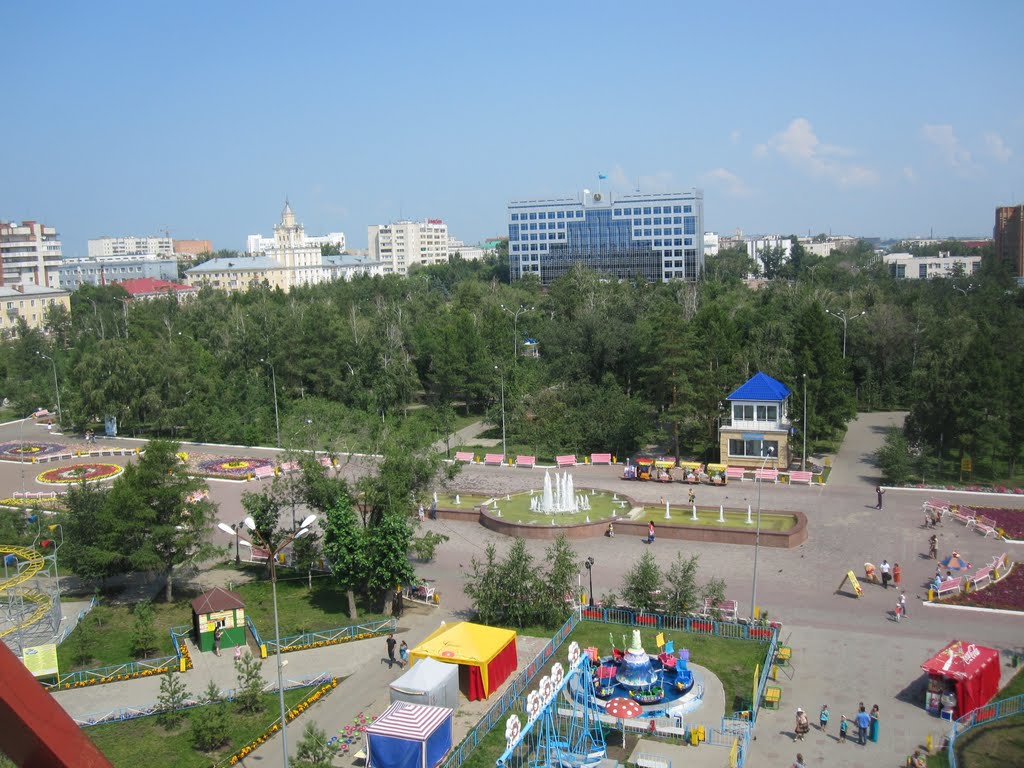 Площадь в парке