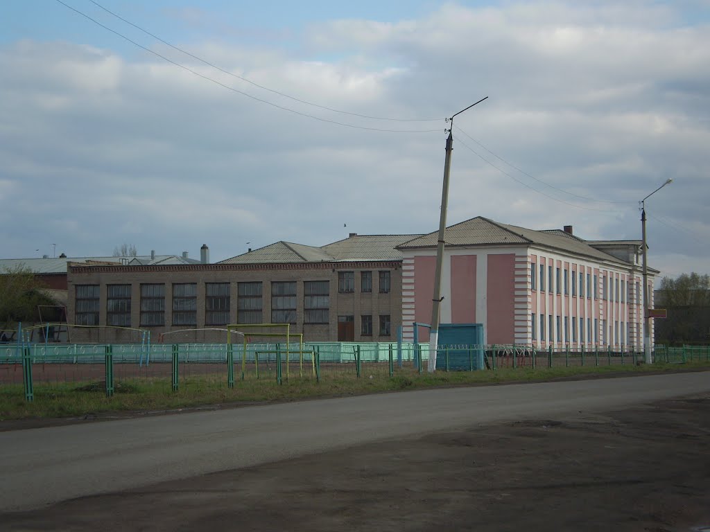 Макинская средняя школа №1 (Secondary school of the Makinsk number One)