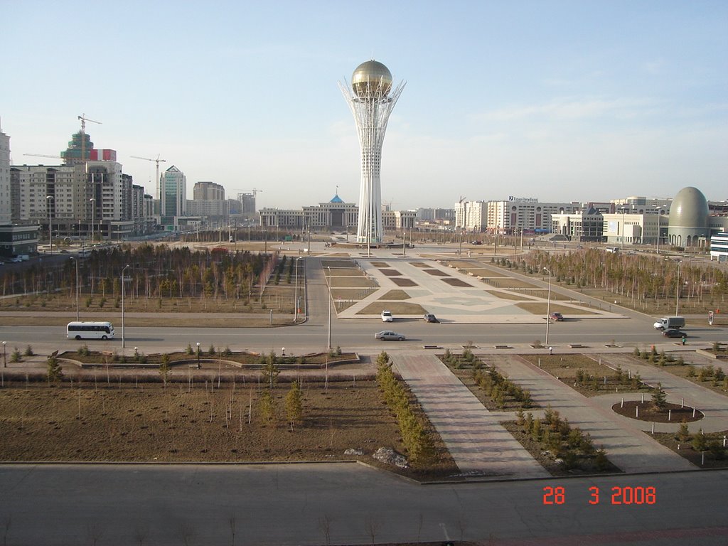General view of the central square of the Kazakhstani capital with Baiterek Tower