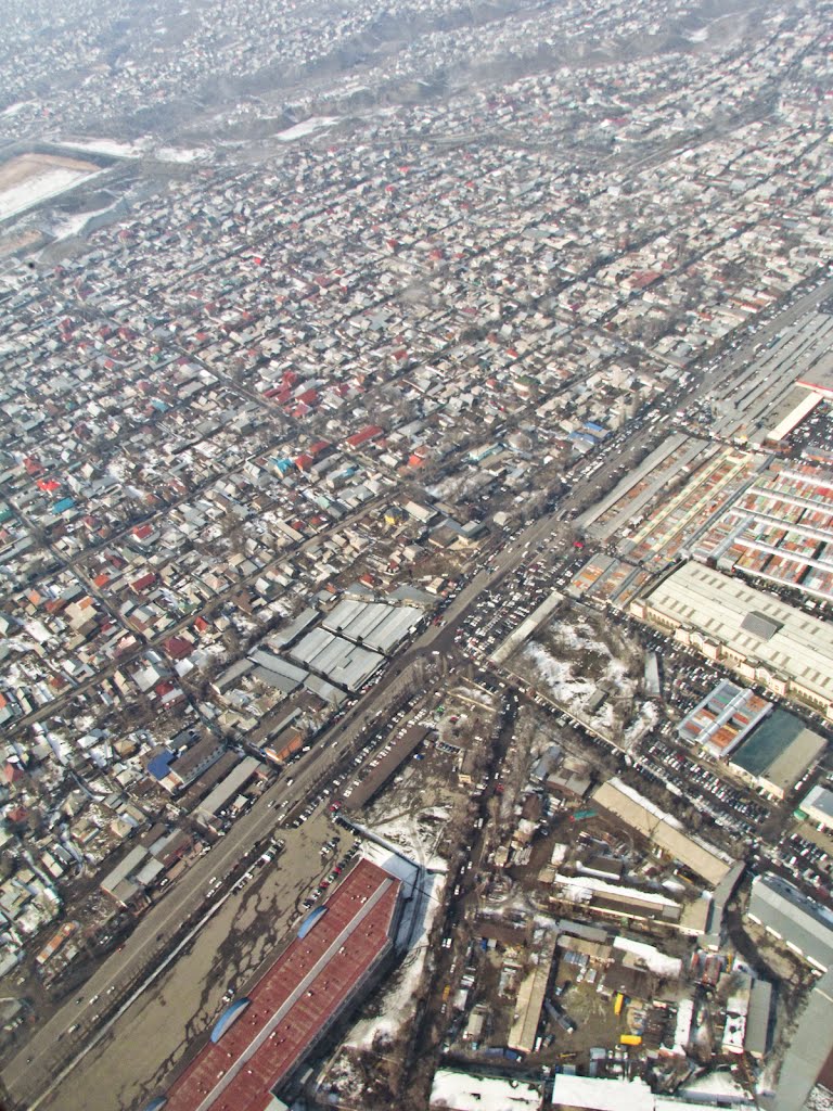 Almaty, st. Rozybakiev, flea markets, md. Dawn of the East, the view from an airplane / г. Алматы, ул. Розыбакиева, Барахолка, мкр. Зоря Востока, вид с самолёта