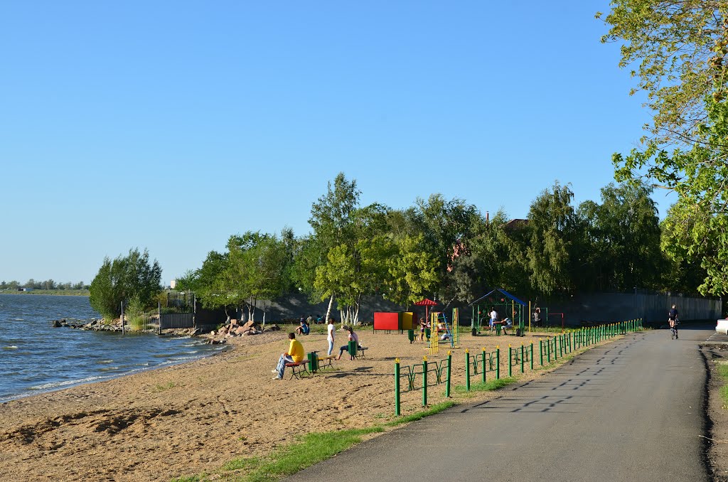 көлдің жиегі