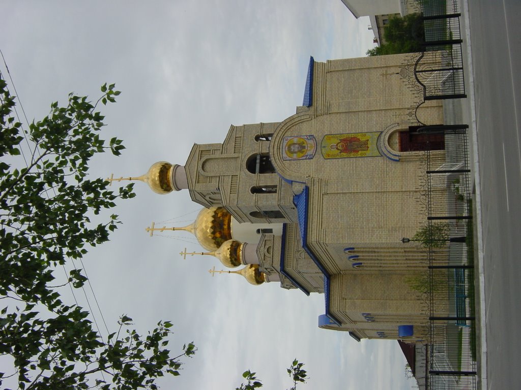 kustanay - Qostanay 20-6-2004 Iglesia nueva