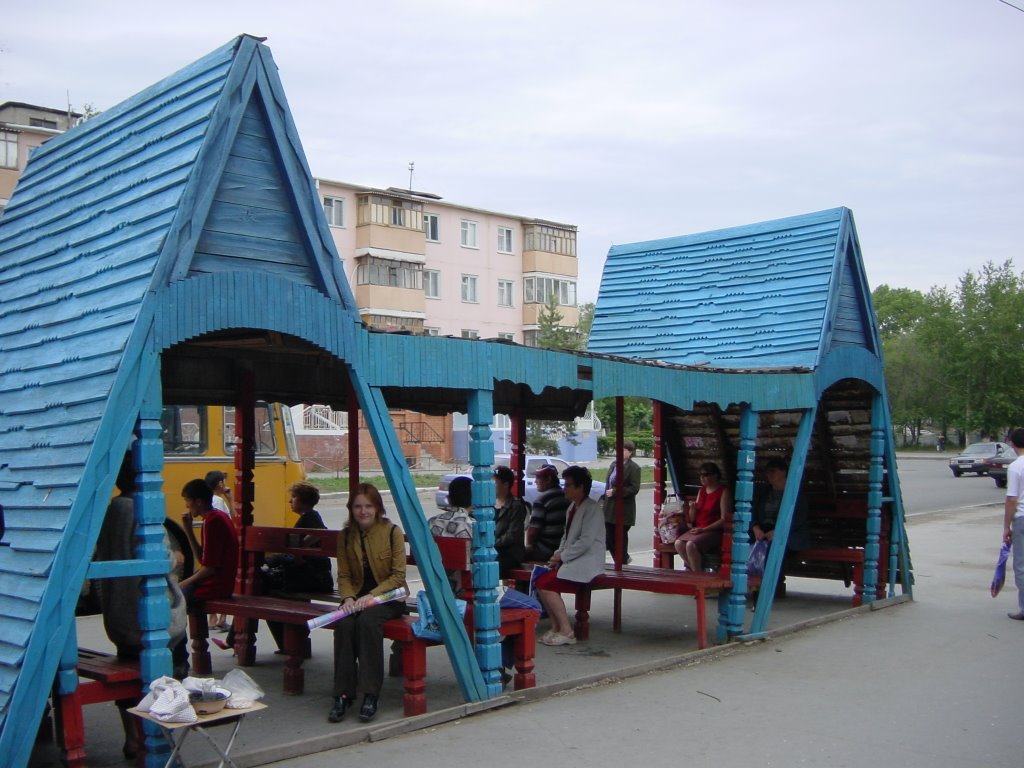 kustanay - Qostanay 20-6-2004 parada de autobus