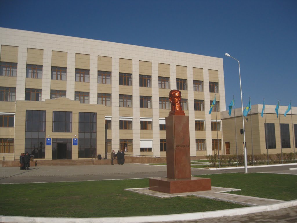 Monument to Kurchatov in front of the National Nuclear Center of Kazakhstan