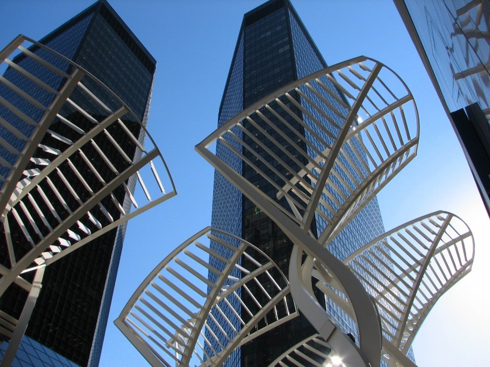 The steel "Trees" (or triffids?), Stephens Avenue Mall Downtown Calgary 1/400 F/5.0