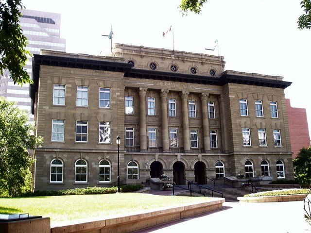 061 Calgary, McDougall School