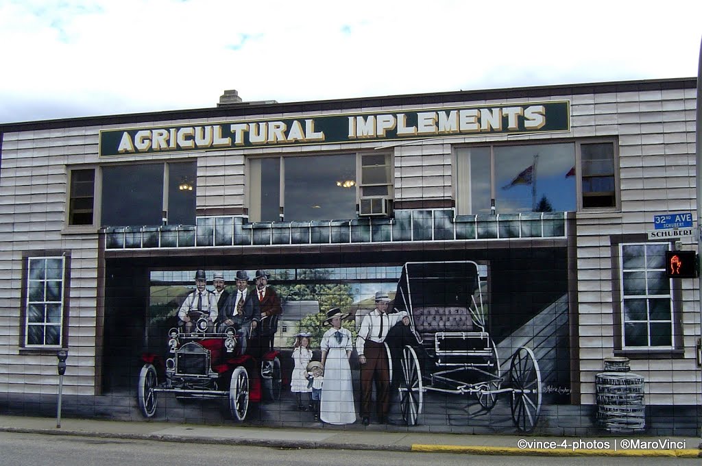 CANADA, BRITISH COLUMBIA - Just enjoy the famous murals of Vernon at the Okanagans Premier Art Walk