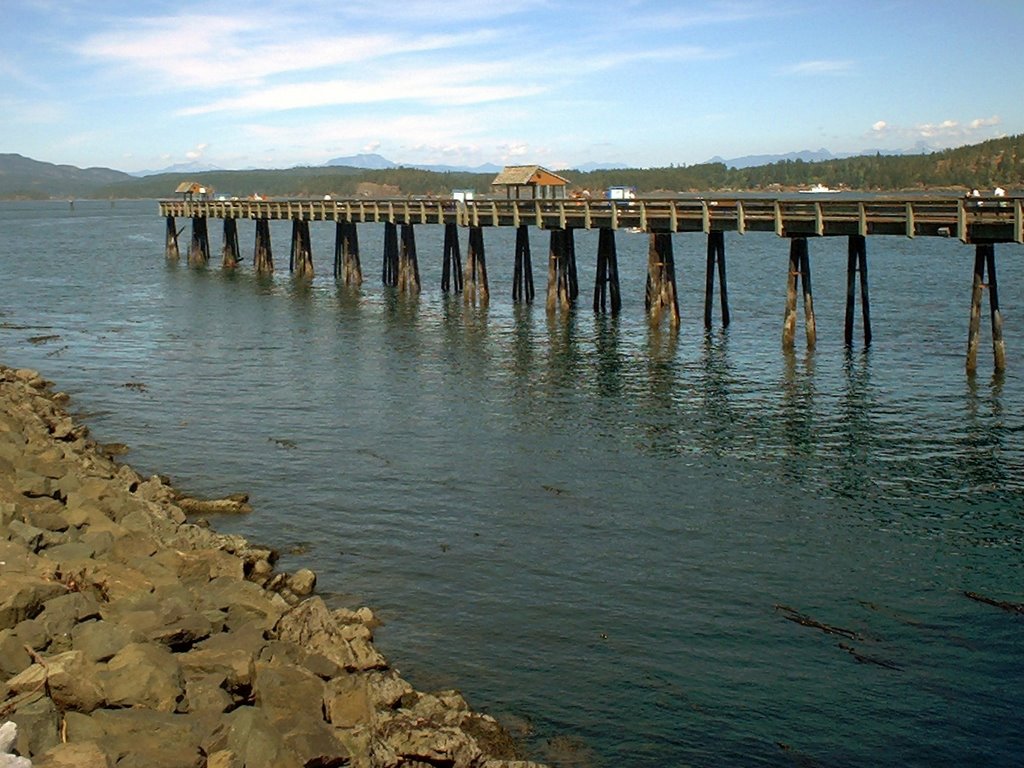 Fishing pier at Campbell River